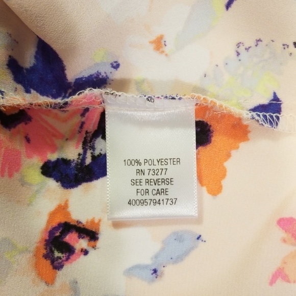 Candie's Flowered Top - Picture 6 of 7